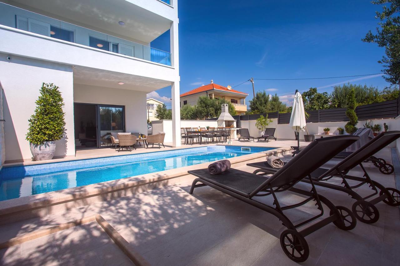 Villa Petra คาชเตลา ภายนอก รูปภาพ