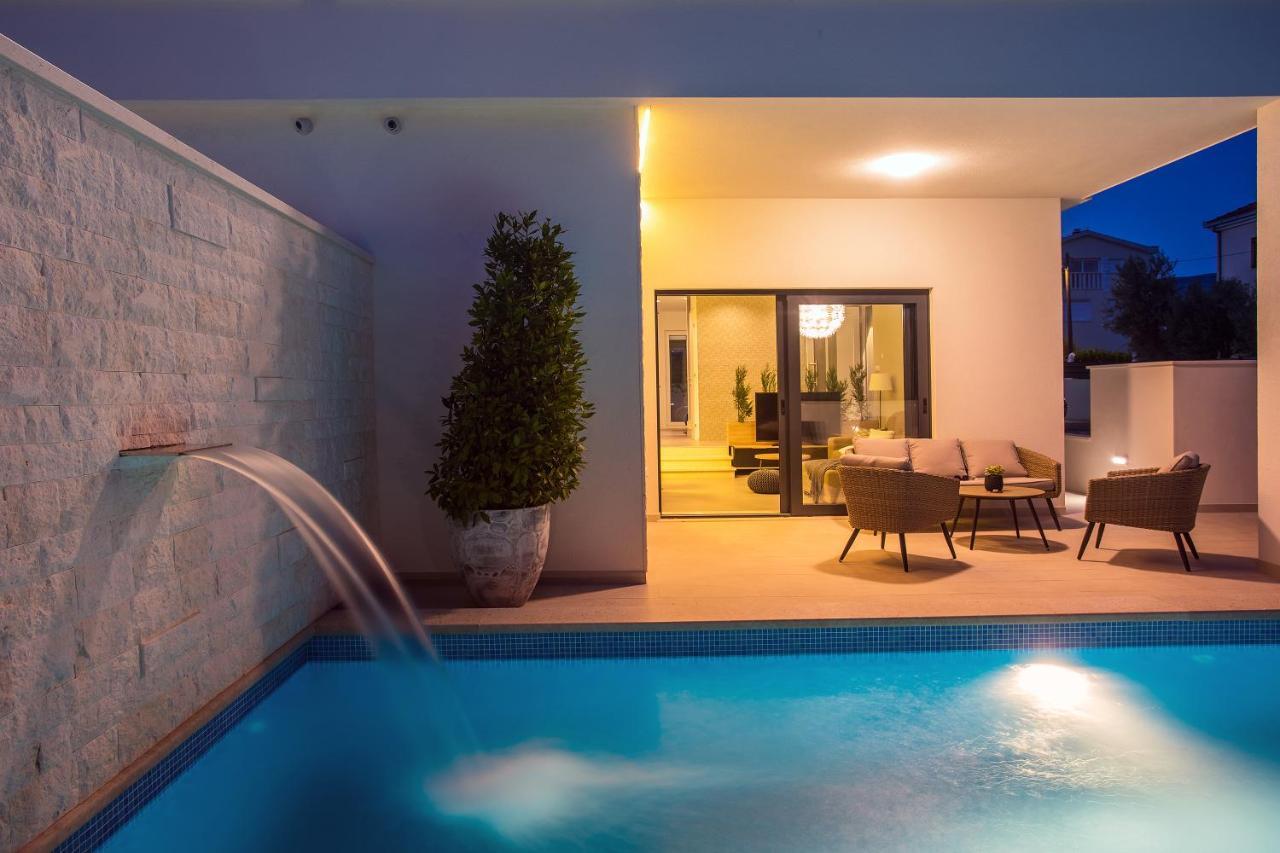 Villa Petra คาชเตลา ภายนอก รูปภาพ